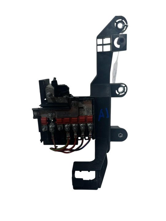 CAJA CONECTORES AUDI A1