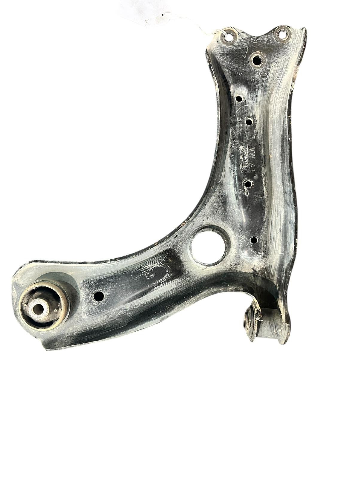 BRAZO DE SUSPENSIÓN INFERIOR DELANTERO AUDI A1