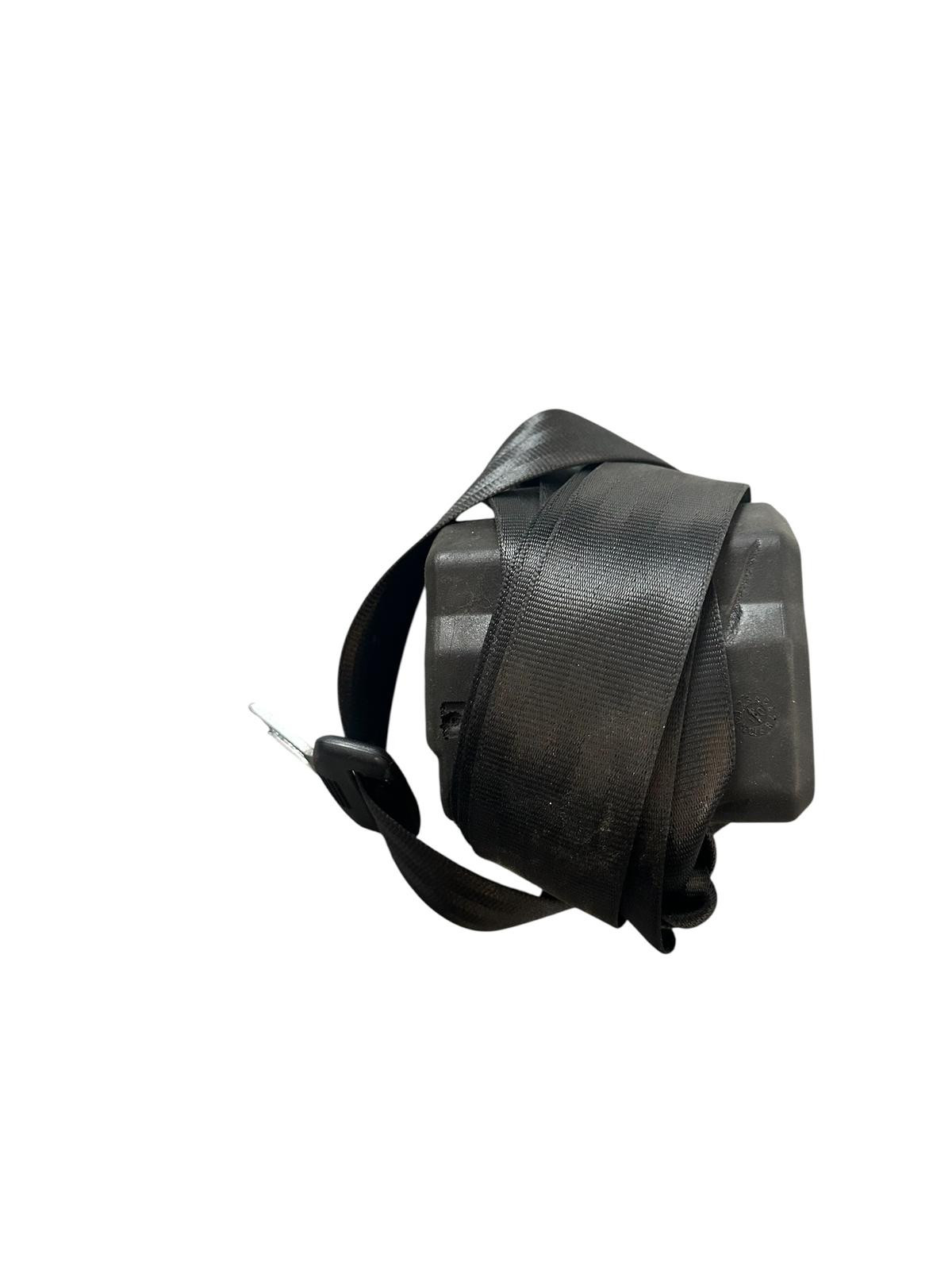 CINTURON TRASERO DERECHO AUDI A3 RESTAYLING