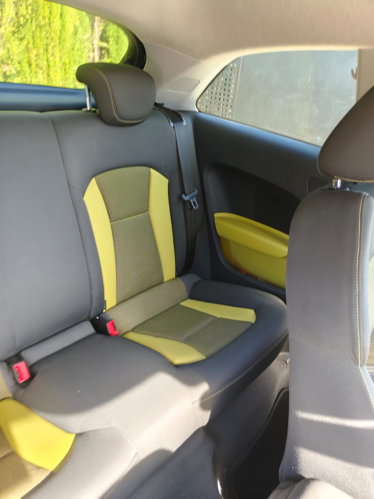 JUEGO DE ASIENTOS AUDI A1