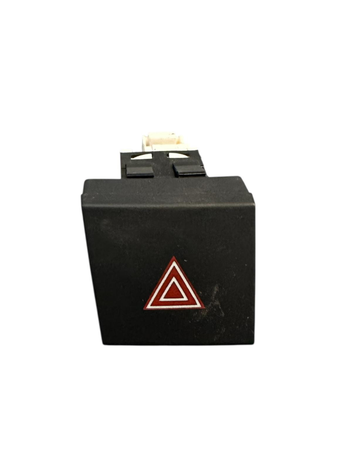 INTERRUPTOR LUZ EMERGENCIA PEUGEOT 508 1.6