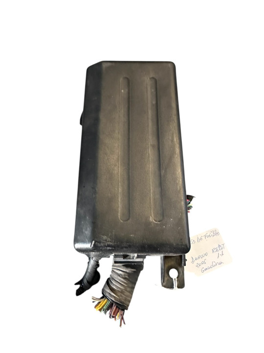 CAJA FUSIBLES DAEWOO KALOS 1.1 GASOLINA