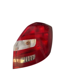 PILOTO TRASERO DERECHO SKODA FABIA 1.2 GASOLINA 2010