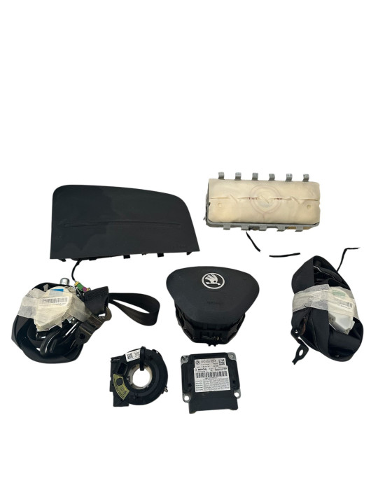 KIT DE AIRBAG  SKODA FABIA 1.2 GASOLINA 2010