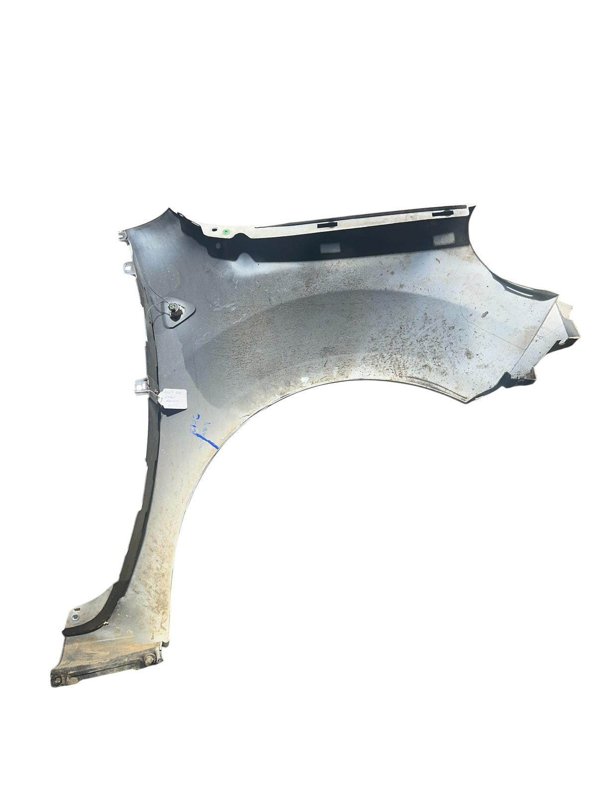 ALETA IZQUIERDA RENAULT KANGOO 2012