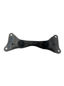 SOPORTE CAJA DE CAMBIOS INFERIOR  BMW SERIE 1