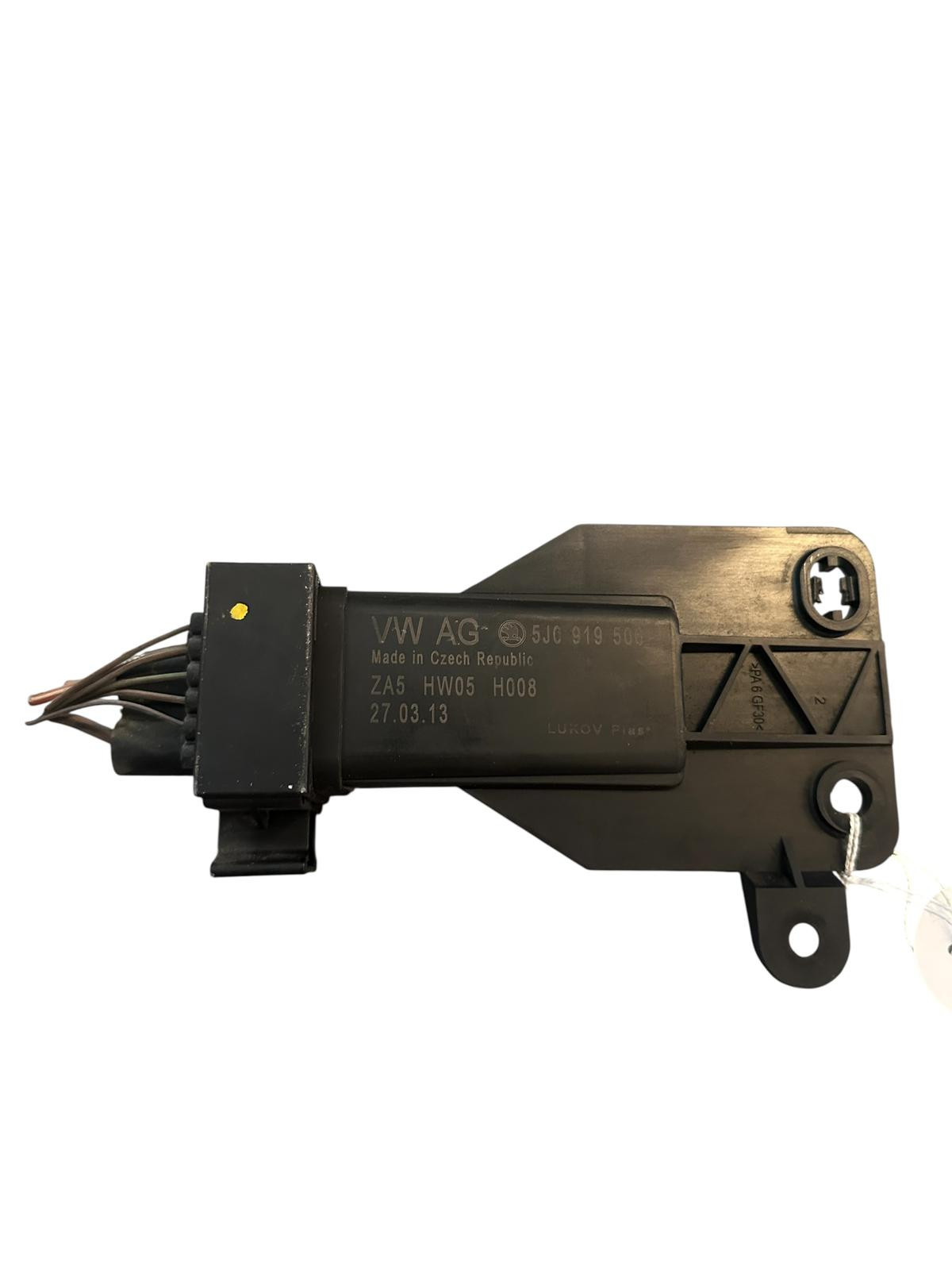 UNIDAD DE CONTROL RADIADOR VENTILADOR  SEAT IBIZA 6L