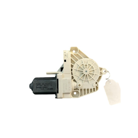 MOTOR ELEVALUNAS PUERTA DELANTERA DERECHA AUDI A1