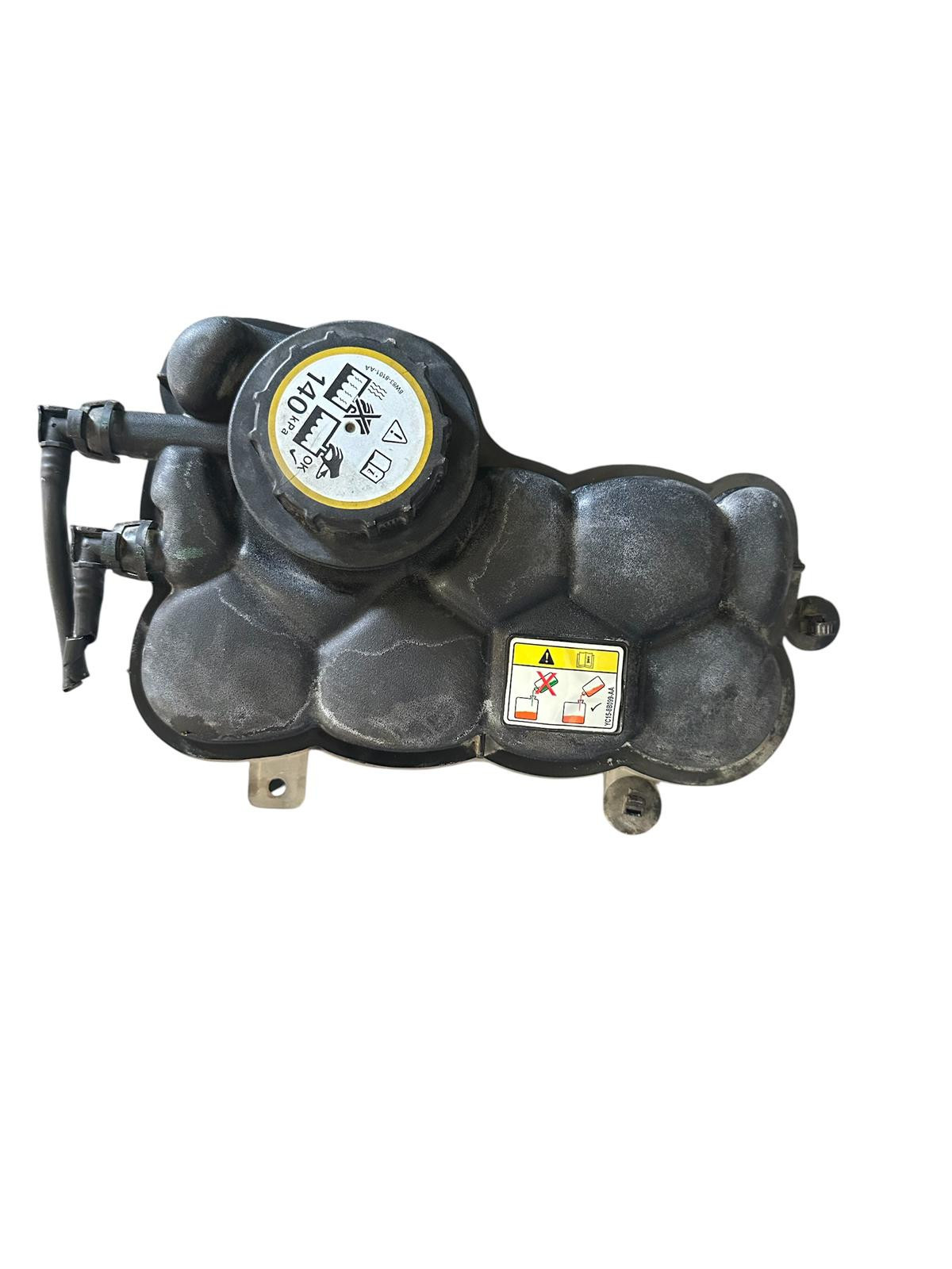 BOTE DE AGUA JAGUAR XE