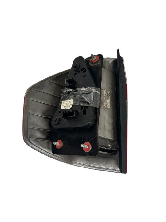 PILOTO TRASERO DERECHO BMW X3