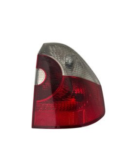 PILOTO TRASERO DERECHO BMW X3