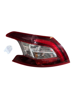PILOTO TRASERO IZQUIERDO PEUGEOT 308 1.6 2016