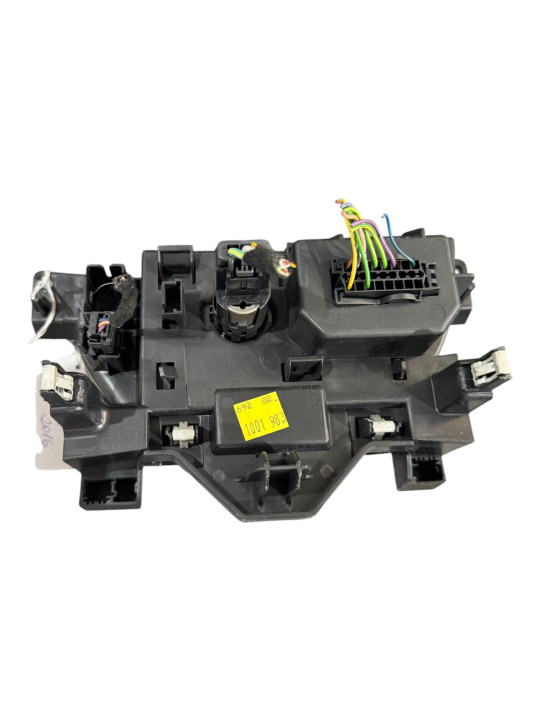 CONSOLA USB Y MECHERO  PEUGEOT 308 1.6 2016