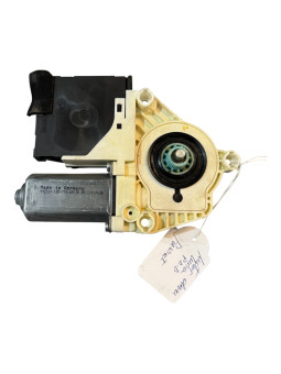 MOTOR ELEVALUNAS  PUERTA DELANTERA DERECHA VOLKSWAGEN PASSAT