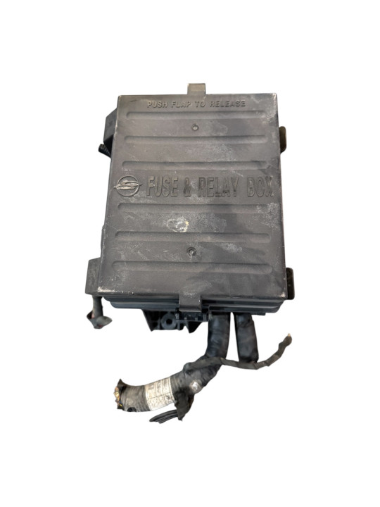 CAJA FUSIBLES Y RELE SSANYONG REXTON 2.7
