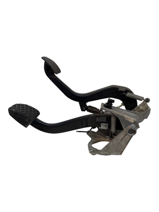 JUEGO PEDALES FRENO Y EMBRAGUE BMW SERIE 1