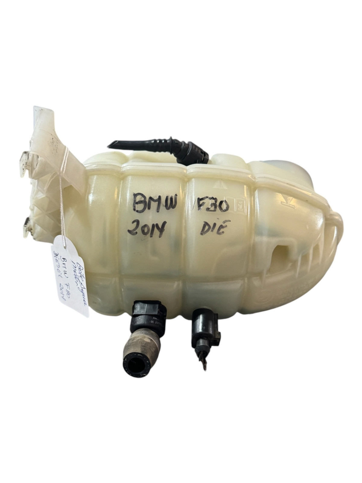 BOTE AGUA MOTOR  BMW SERIE 3 F30 2014
