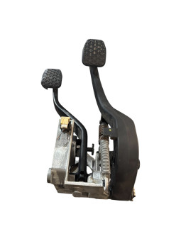 JUEGO DE PEDALES EMBRAGUE Y FRENO BMW SERIE 3 F30 2014