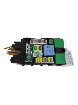 CAJA RELE Y FUSIBLES CITROEN DS4 1.6 HDI 2011
