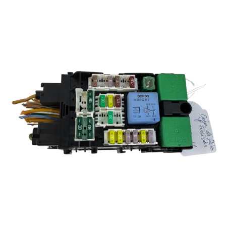 CAJA RELE Y FUSIBLES CITROEN DS4 1.6 HDI 2011
