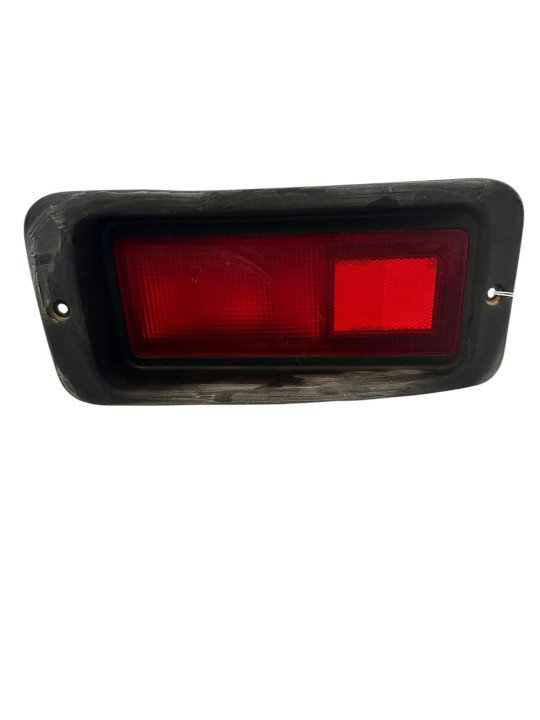 PILOTO TRASERO DERECHO PARAGOLPES MITSUBISHI SPORT