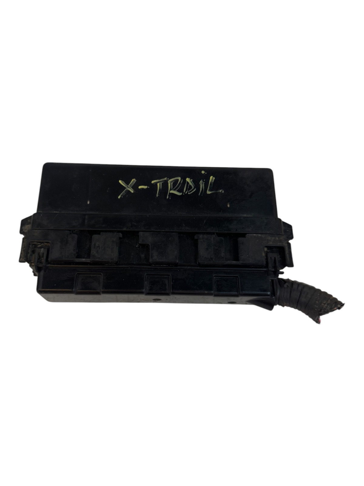 CAJA RELE Y FUSIBLES  NISSAN X-TRAIL 2012