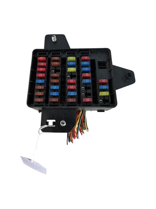 CAJA FUSIBLES SSANYONG REXTON 2.0 2014