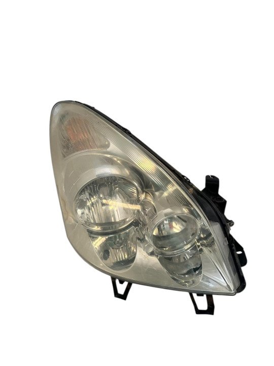 FARO DERECHO TOYOTA COROLLA VERSO