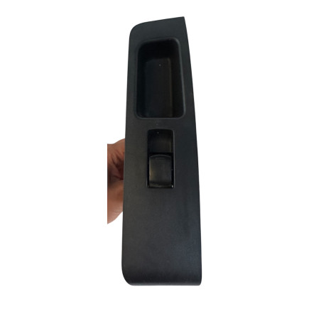 INTERRUPTOR ELEVALUNAS P D D NISSAN X-TRAIL