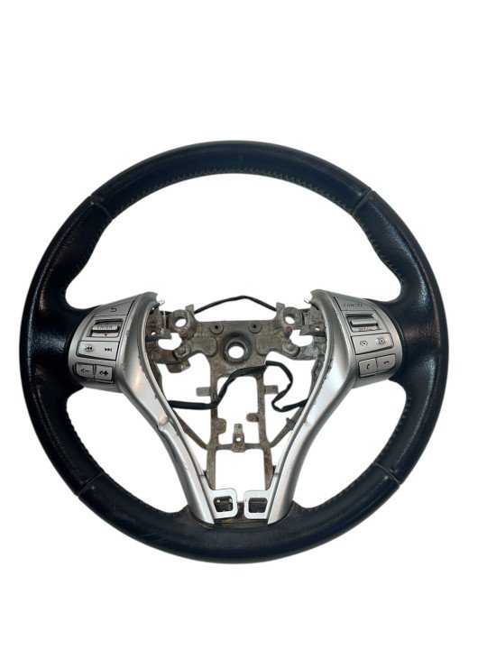 VOLANTE NISSAN QASHQAI J11