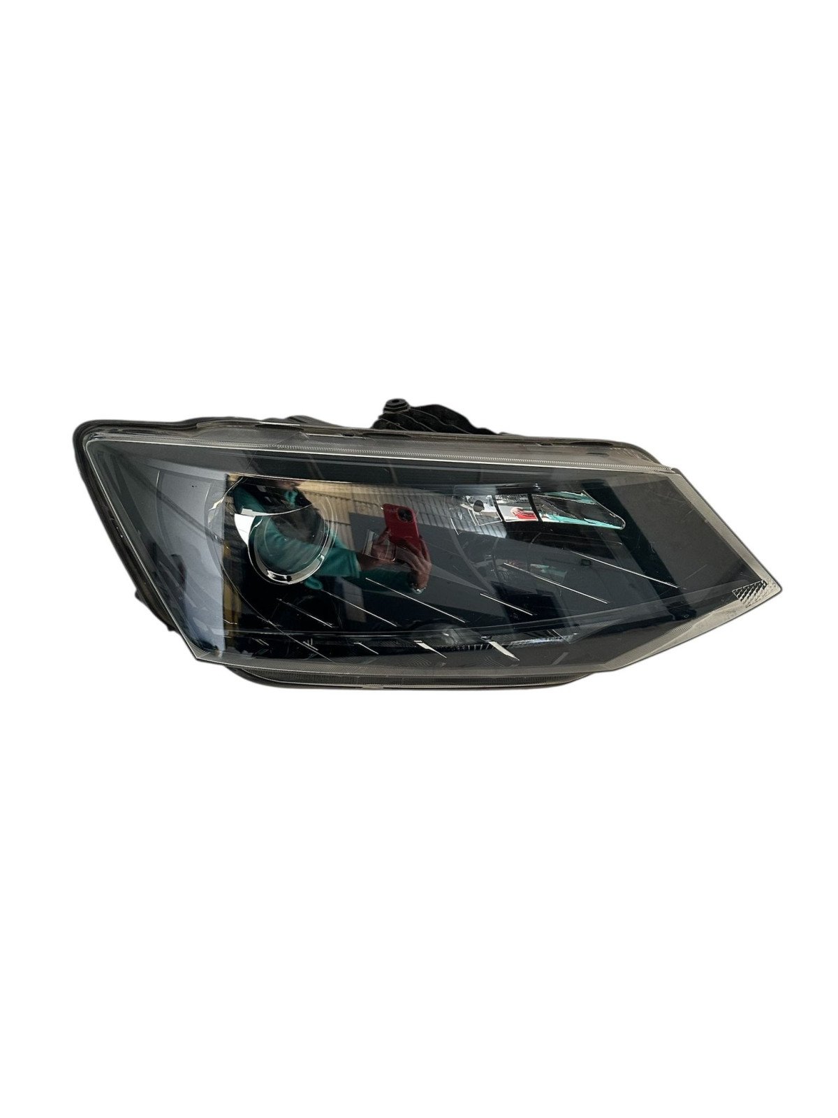 FARO DERECHO SKODA FABIA 2017