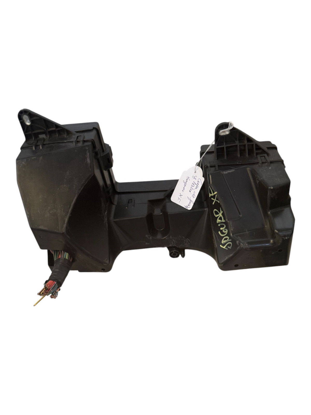 CAJA RELE Y FUSIBLES JAGUAR XF