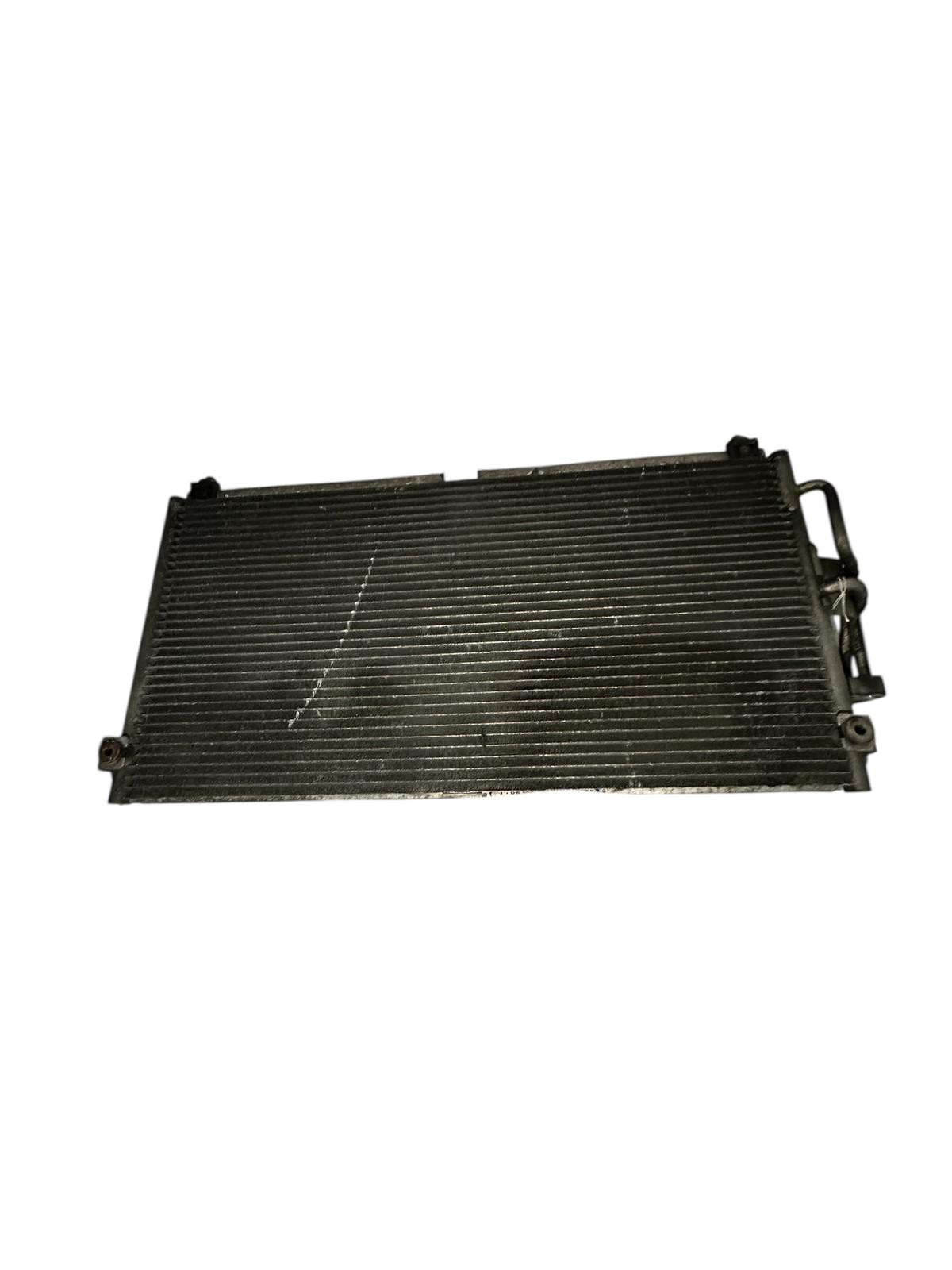 RADIADOR DE AIRE MITSUBISHI GALANT