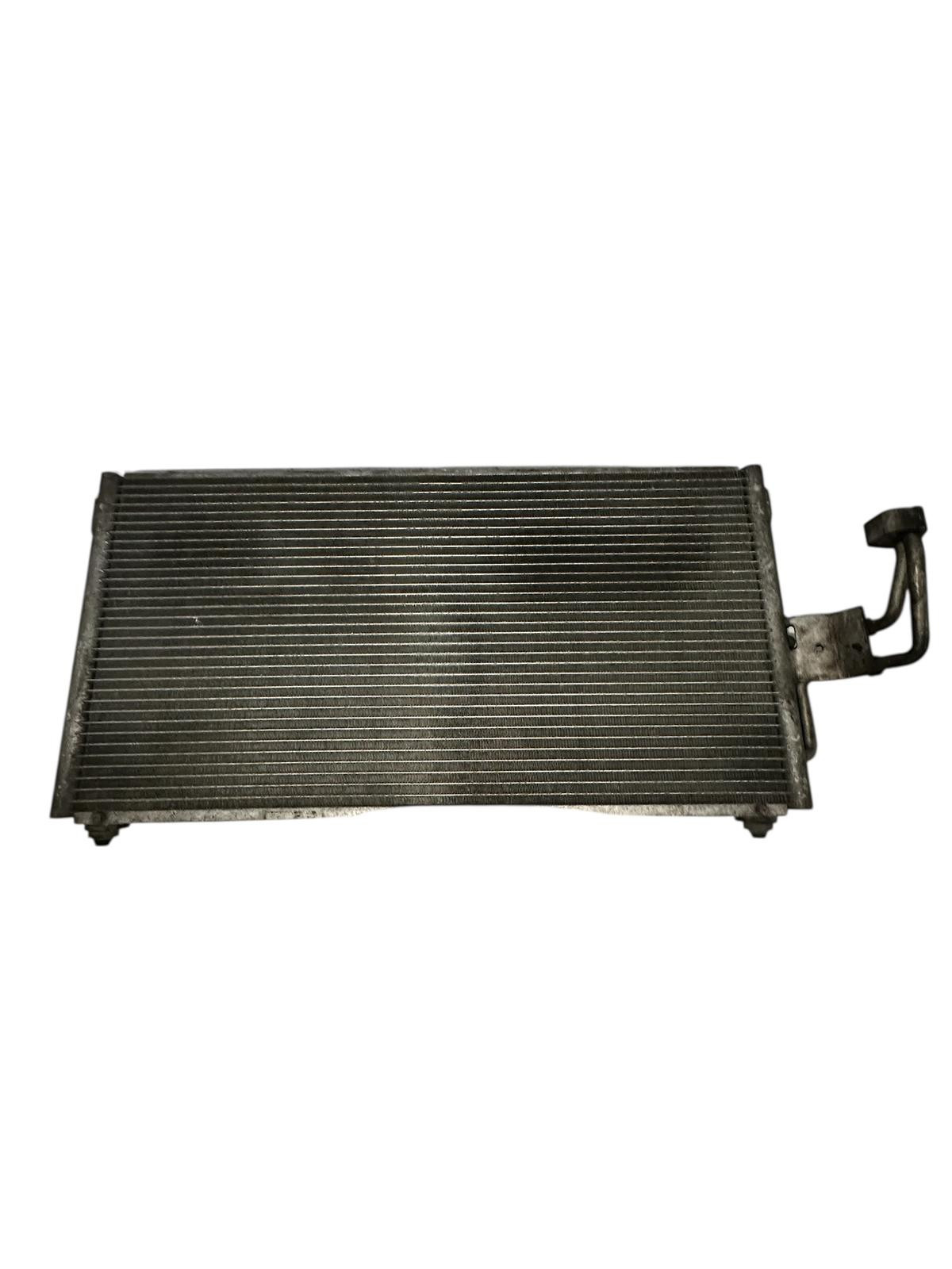 RADIADOR DE AIRE MITSUBISHI GALANT
