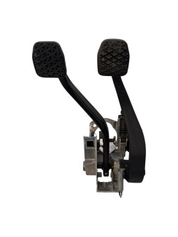 CONJUNTO PEDAL EMBRAGUE Y FRENO  BMW X1 DRIVE