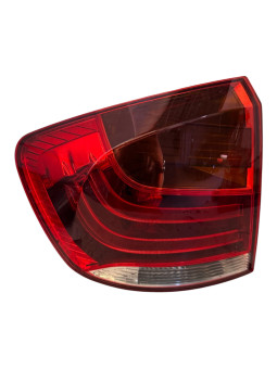 PILOTO TRASERO IZQUIERDO  BMW X1 DRIVE