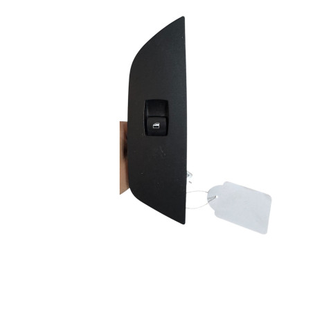 INTERRUPTOR ELEVALUNAS PUERTA DELANTERA DERECHA  BMW X1