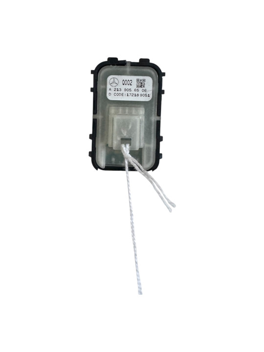 INTERRUPTOR RESPALDO DERECHO MERCEDES CLASE E W213